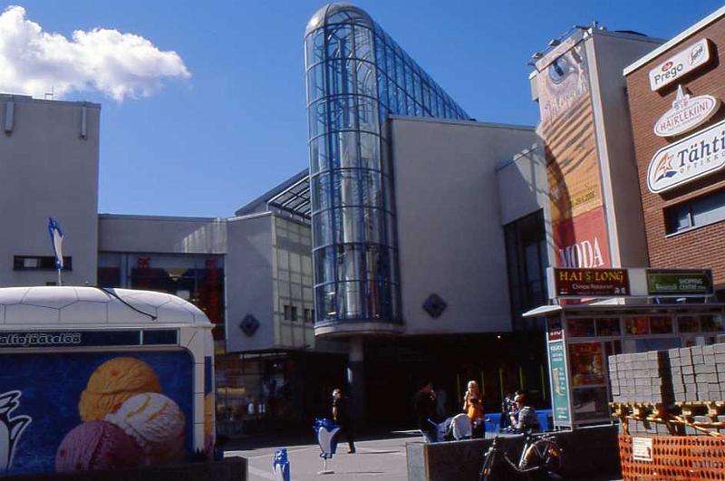 27-Rovàniemi,piazza Londin,14 giugno 2008.jpg